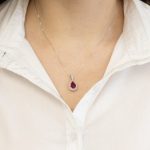 collana con rubino