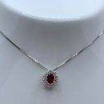 collana con rubino